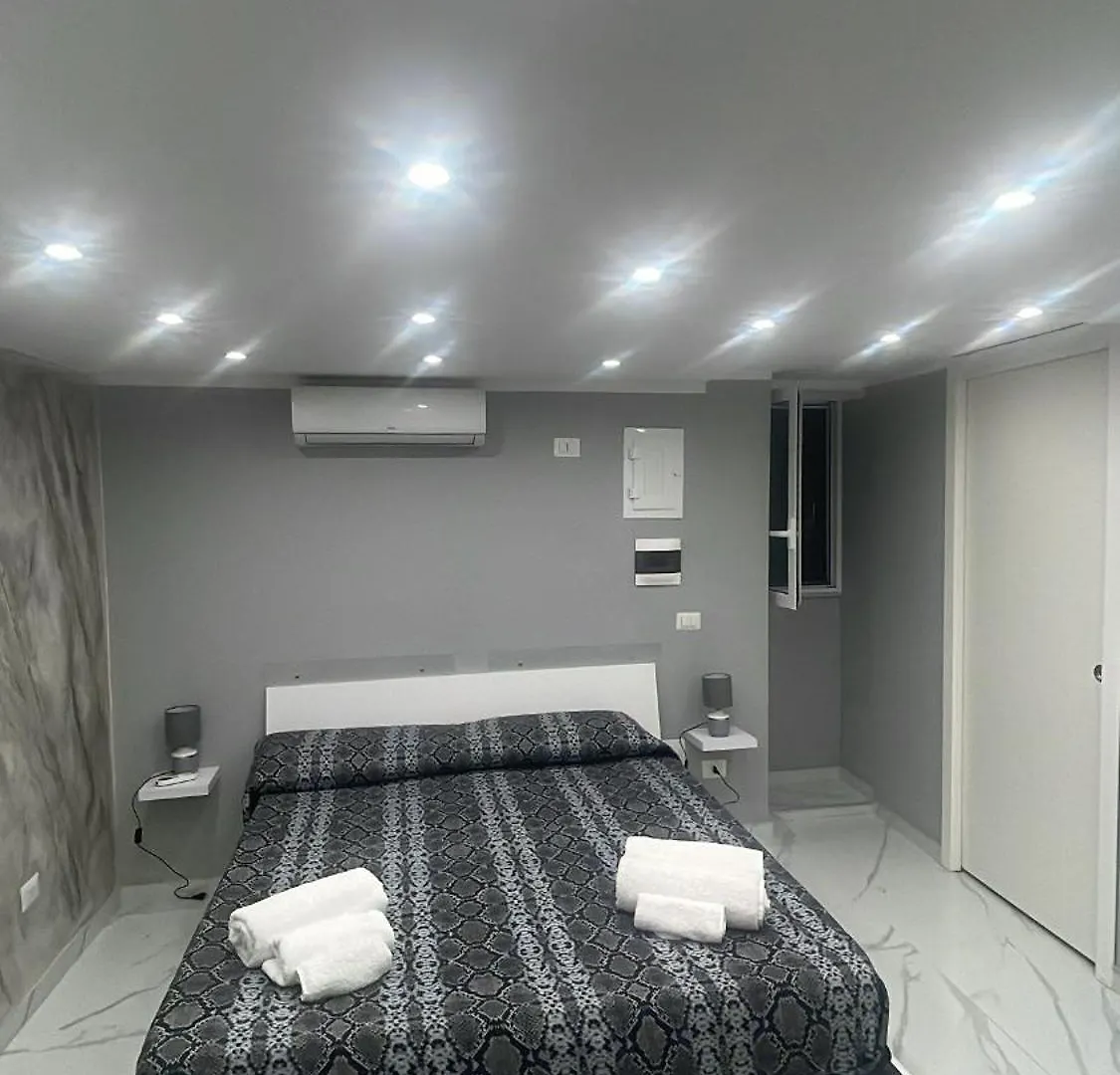 Casa Morimoto Villa Napoli 0*,